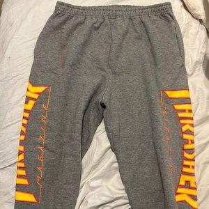 THRASHER SWEATPANTS